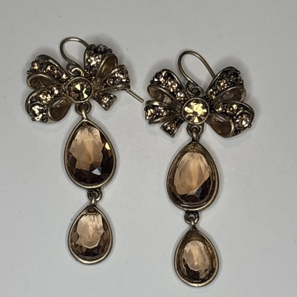 ABS Allen Schwartz Bow Dangle Earrings Champagne Glass Rhinestone Gold Tone
